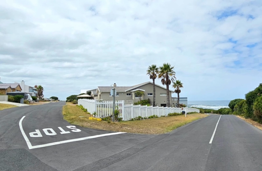 5 Bedroom Property for Sale in Franskraal Western Cape